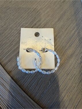 a new day Iridescent White Pearl Hoop Earrings - Women